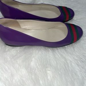 Used Purple pair of Gucci Loafers easy Slip on very Comfortable